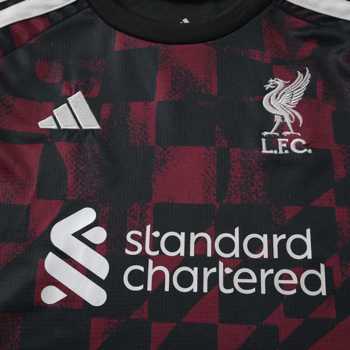 Kit Liverpool F.C III 26/27 Infantil Preto