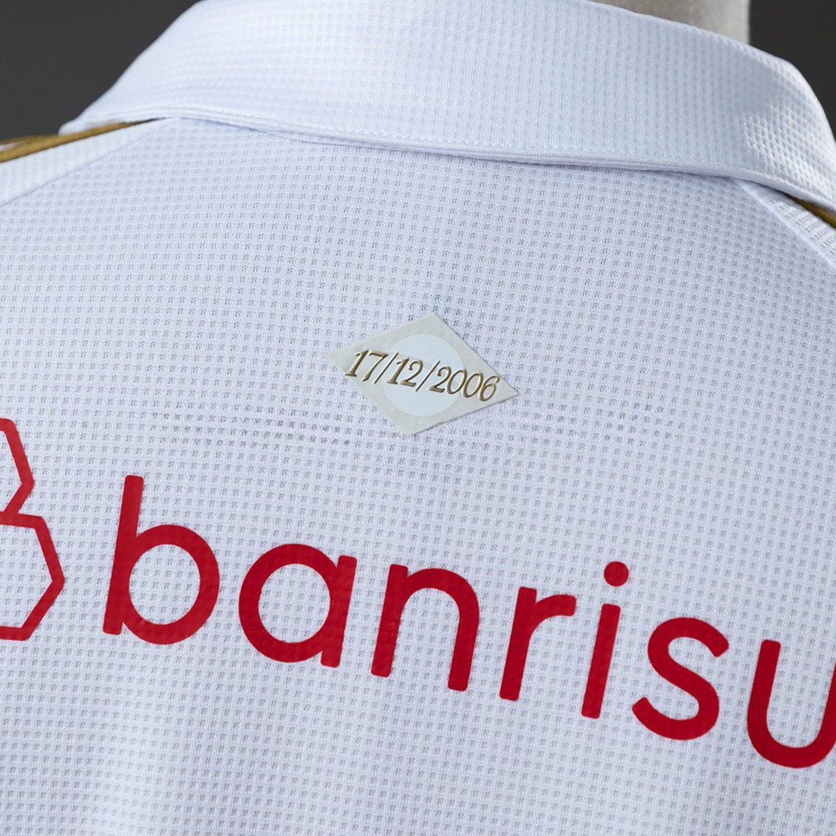 Camisa Internacional II 26/27 Manga Longa