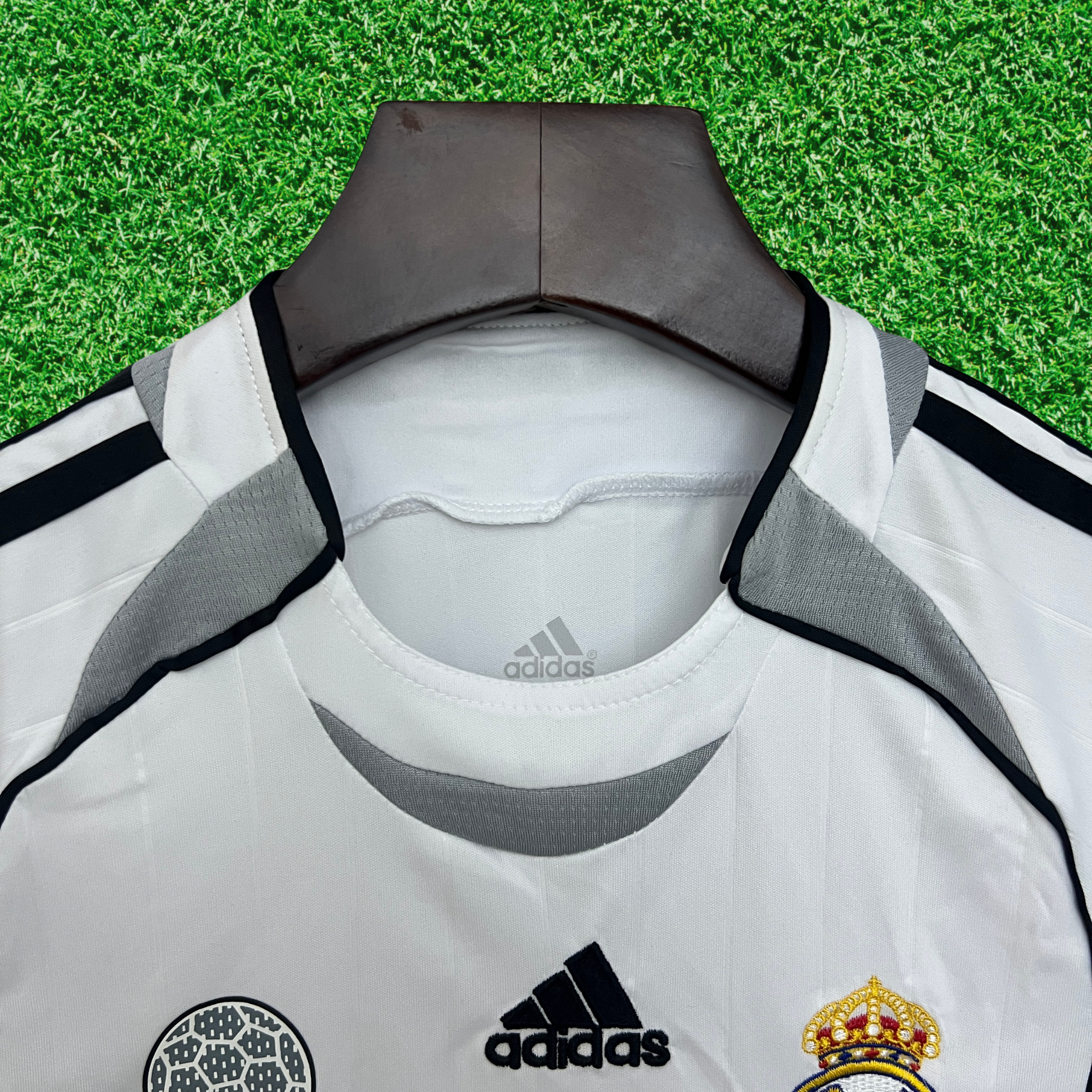 Kit Real Madrid I 06/07 Infantil