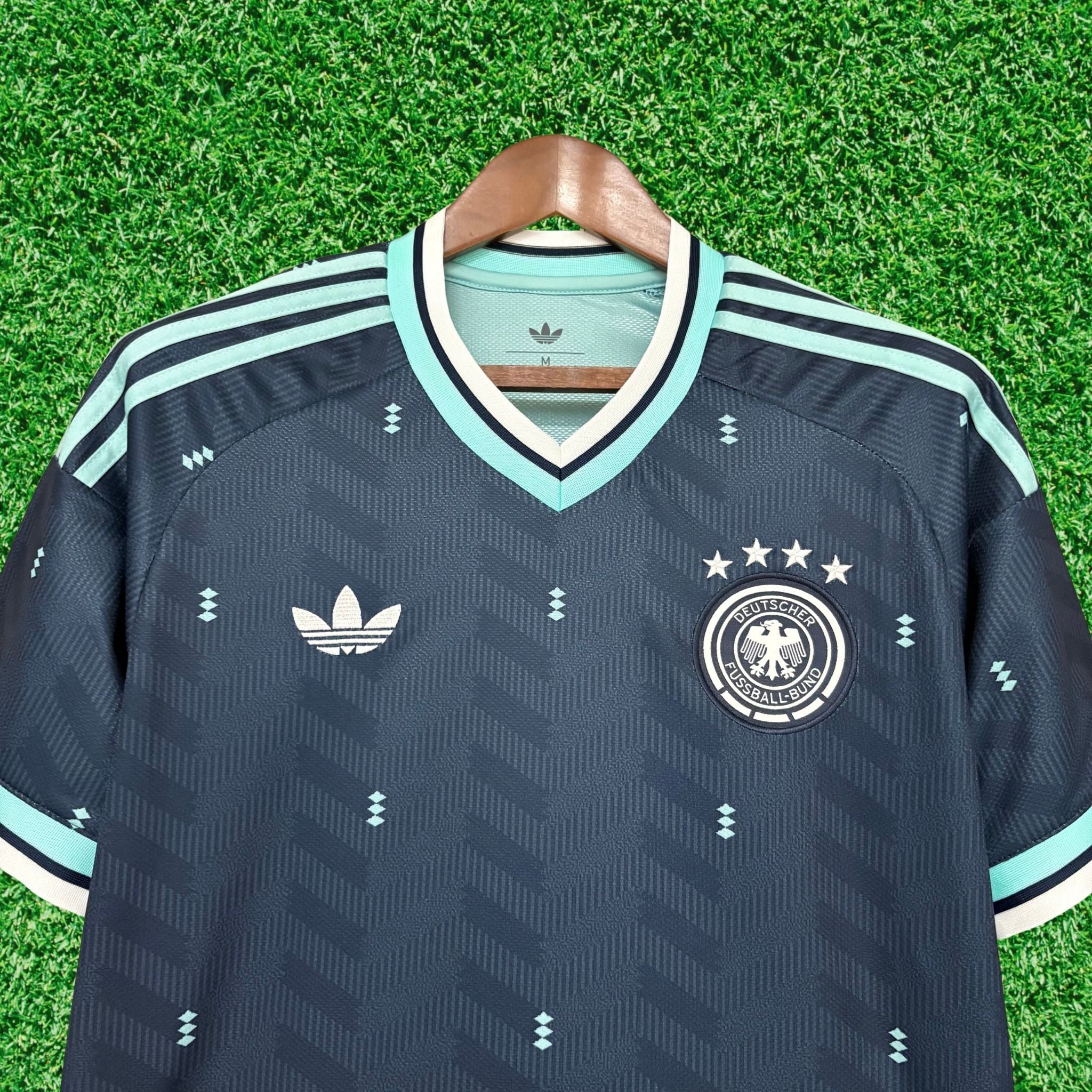 Camisa Alemanha II 2026 Torcedor