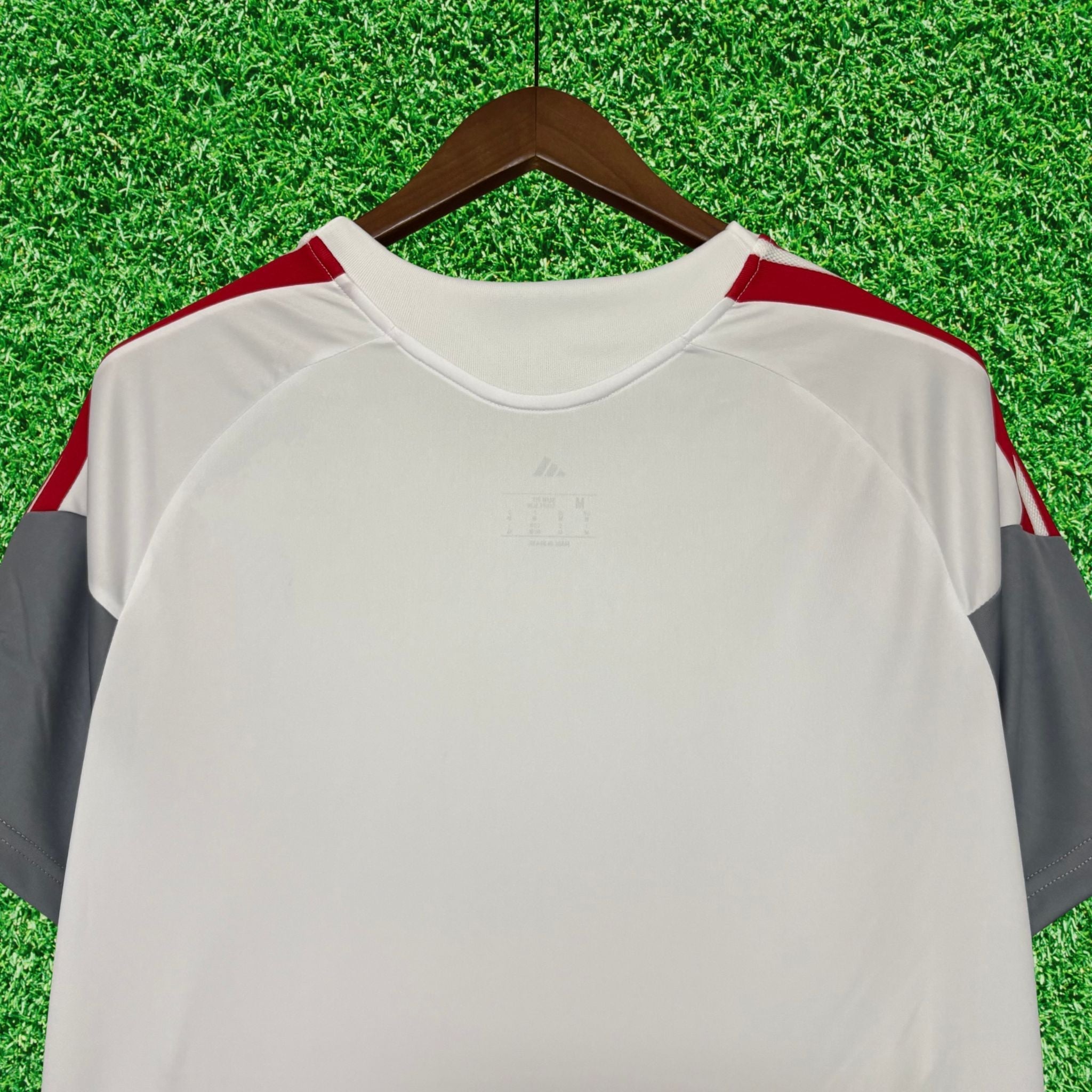 Camisa Internacional Treino II 26/27 Torcedor