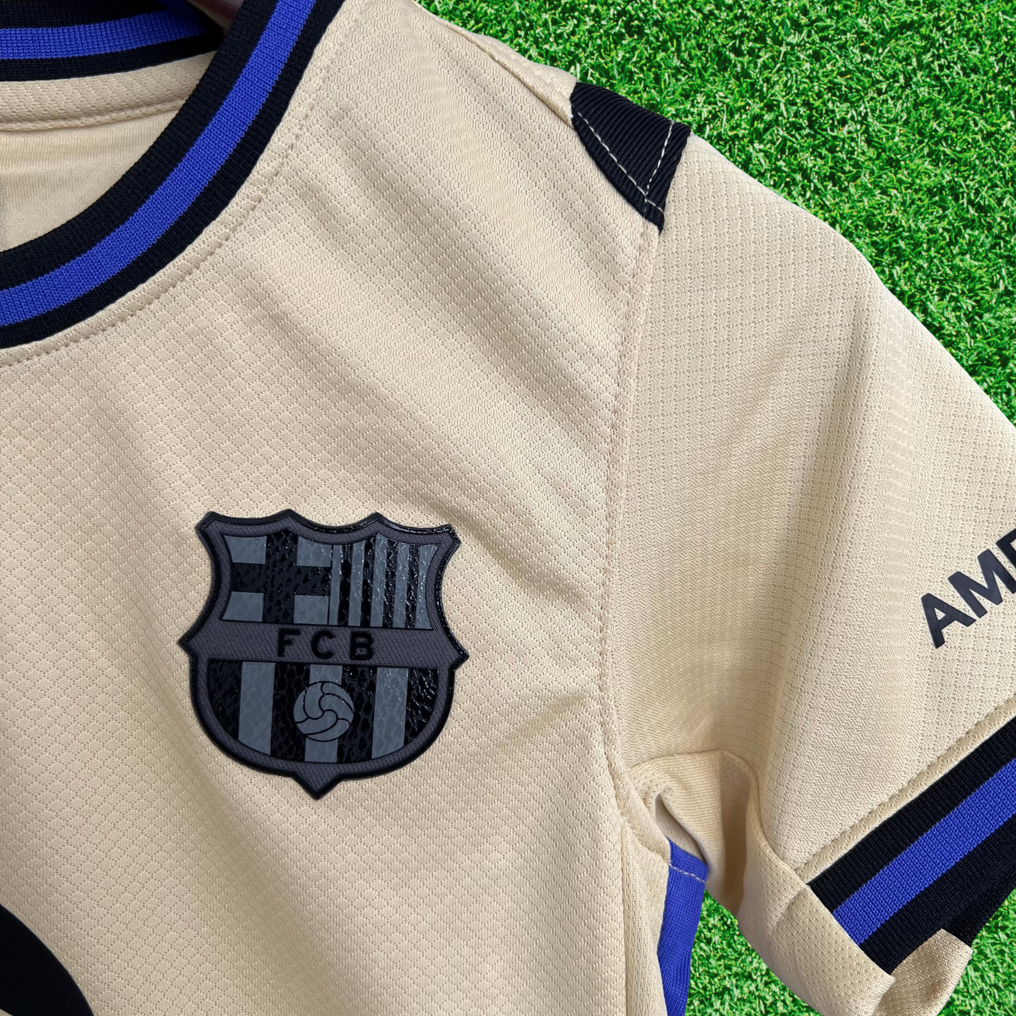 Kit Barcelona II 25/26 Infantil