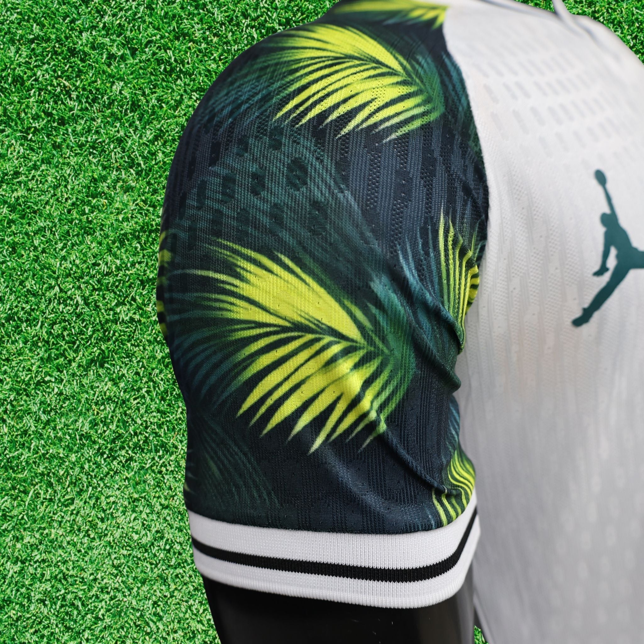 Camisa Brasil Especial Branca Floral 2026 Jogador